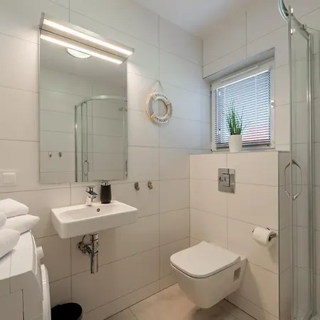 Jasne I Nowoczesne Apartamenty Sun Seasons 24 Blisko Plazy By Noclegi Renters *