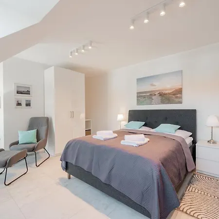 Jasne I Nowoczesne Sun Seasons 24 Blisko Plazy By Renters Appartement Niechorze