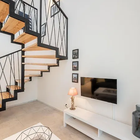 Jasne I Nowoczesne Sun Seasons 24 Blisko Plazy By Renters