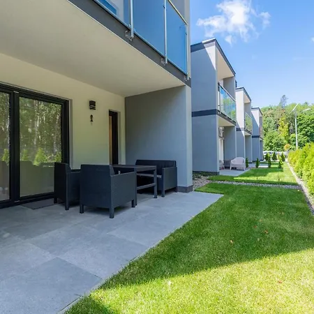 Jasne I Nowoczesne Apartamenty Sun Seasons 24 Blisko Plazy By Noclegi Renters Apartment Niechorze