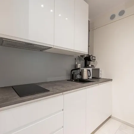 Jasne I Nowoczesne Apartamenty Sun Seasons 24 Blisko Plazy By Noclegi Renters Apartment Niechorze